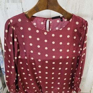 Woman's metaphor top Size XL new with tags